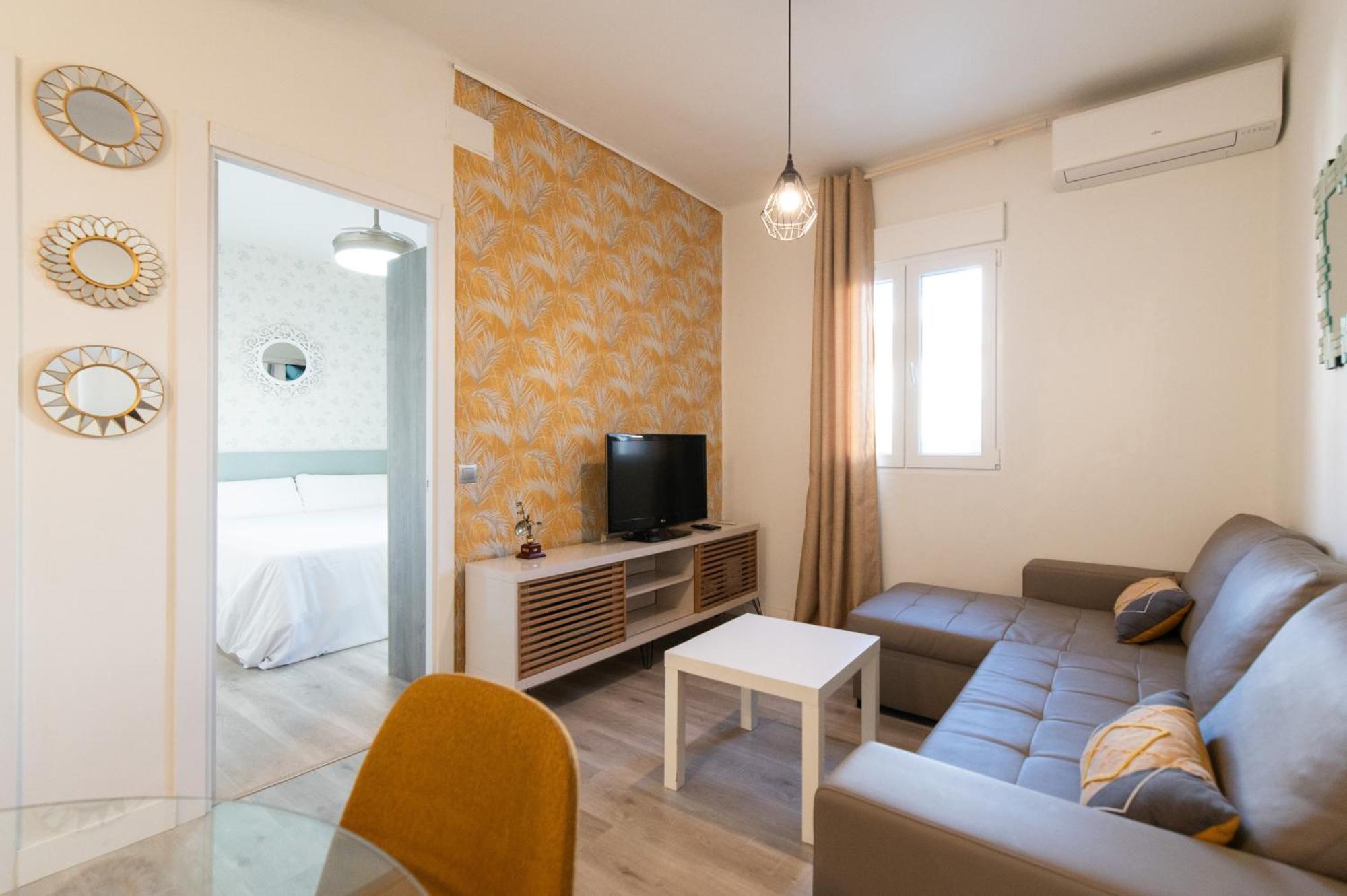 Apartamento Triana Habitame Inmobiliaria Севилья Экстерьер фото
