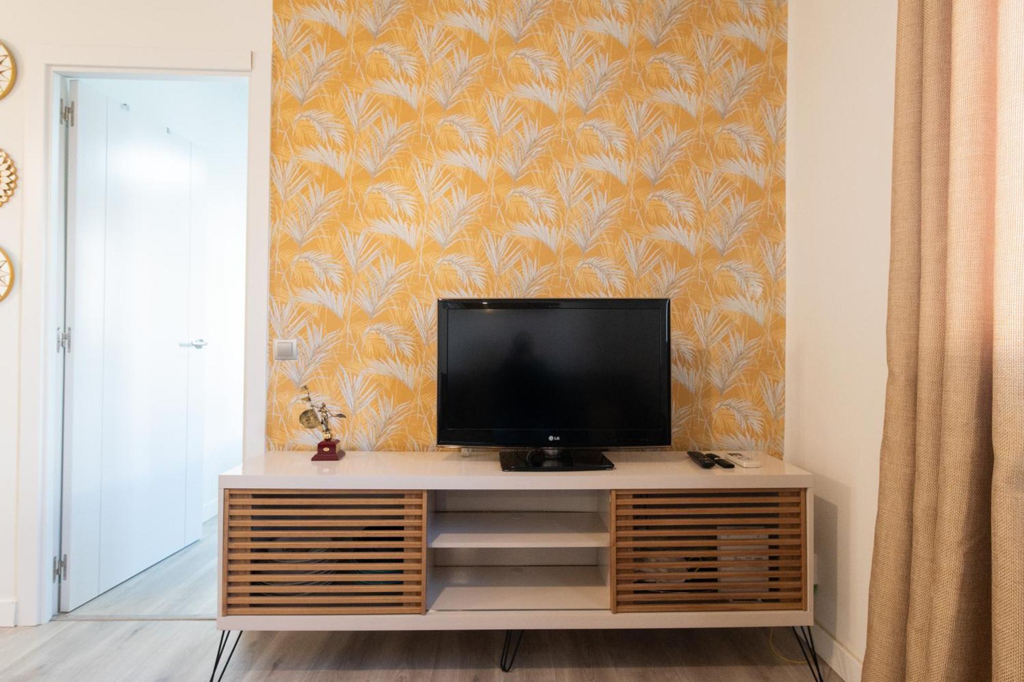 Apartamento Triana Habitame Inmobiliaria Севилья Экстерьер фото