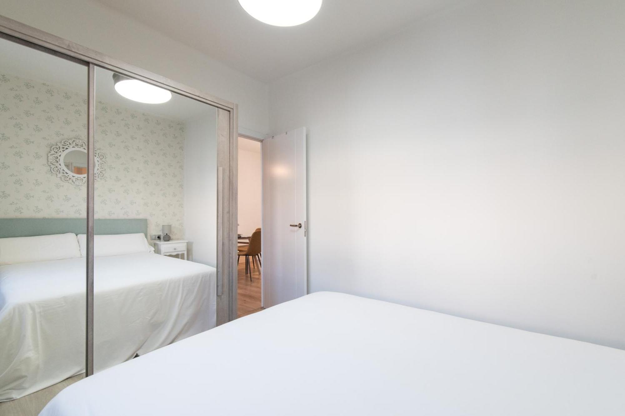 Apartamento Triana Habitame Inmobiliaria Севилья Экстерьер фото