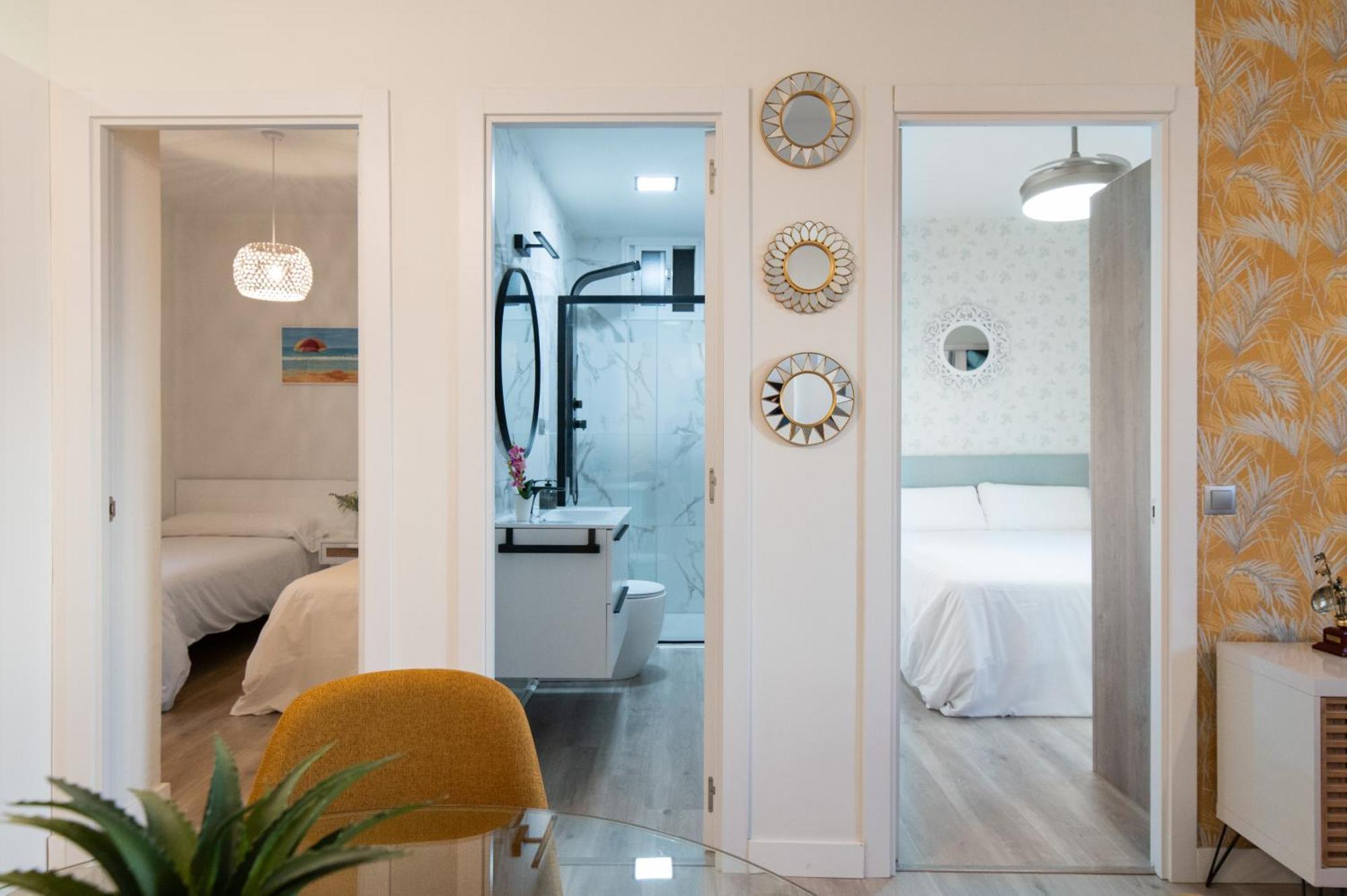 Apartamento Triana Habitame Inmobiliaria Севилья Экстерьер фото