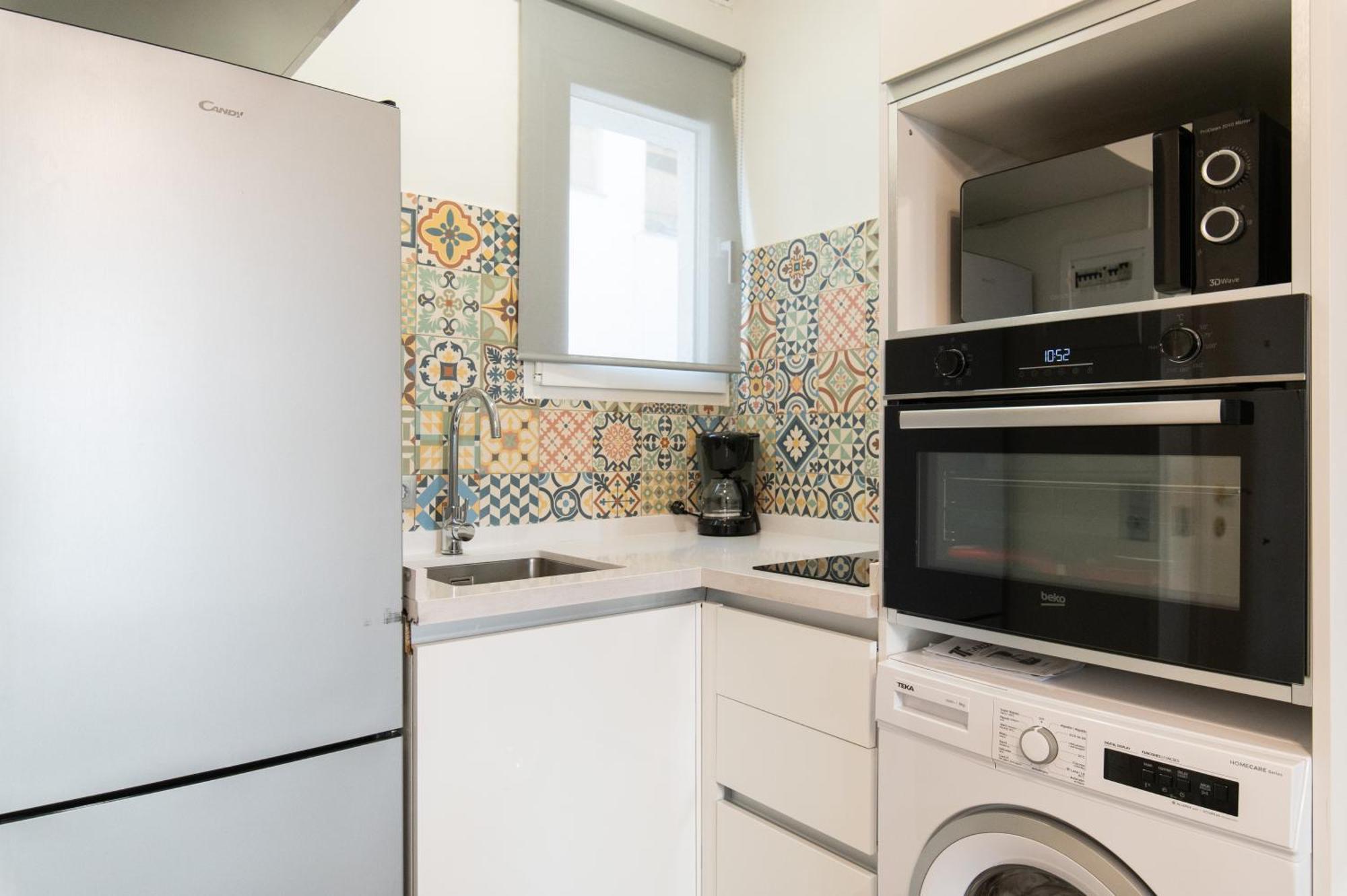Apartamento Triana Habitame Inmobiliaria Севилья Экстерьер фото